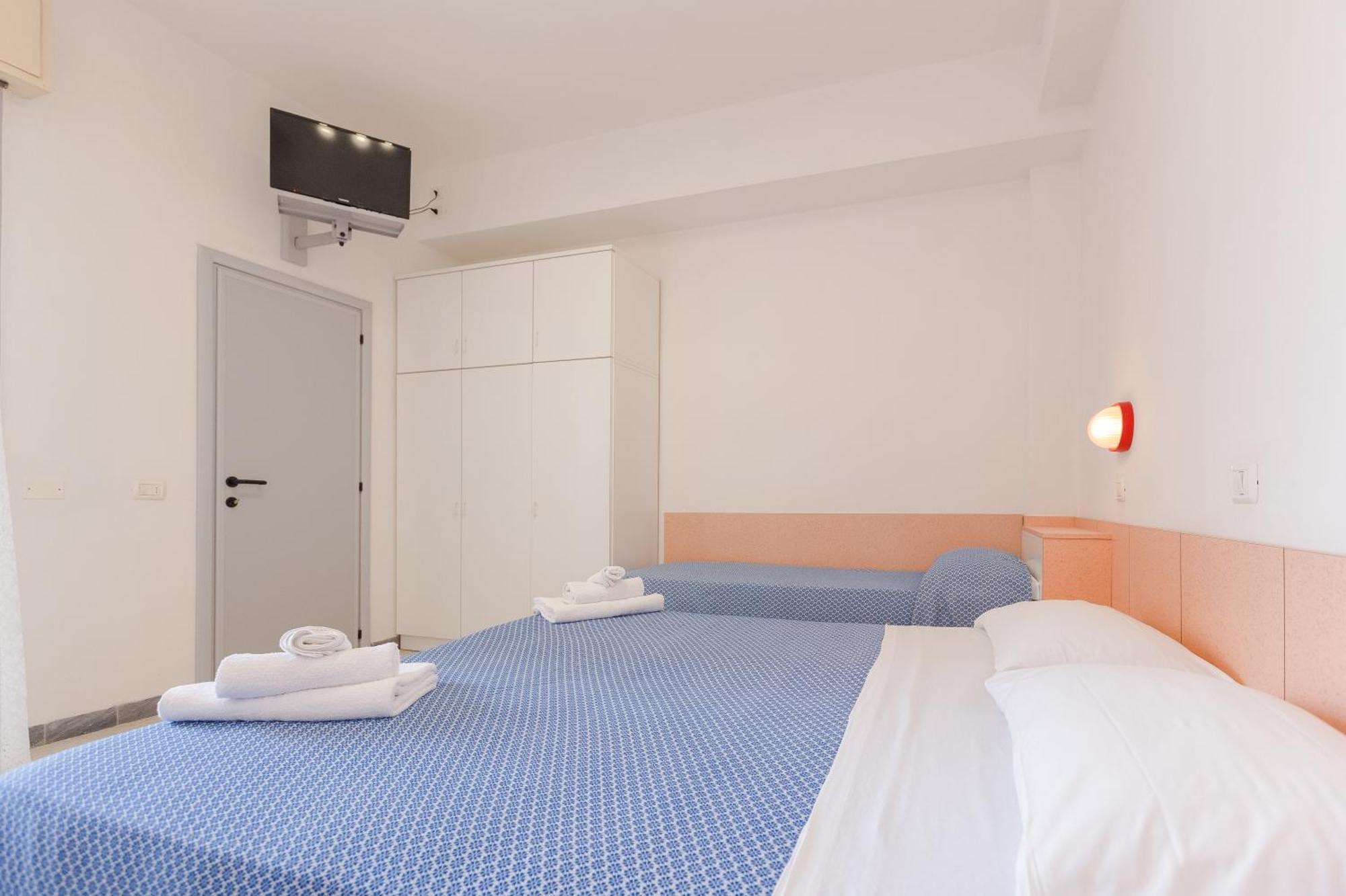 Hotel Altamarea 米萨诺阿德里亚蒂科 外观 照片